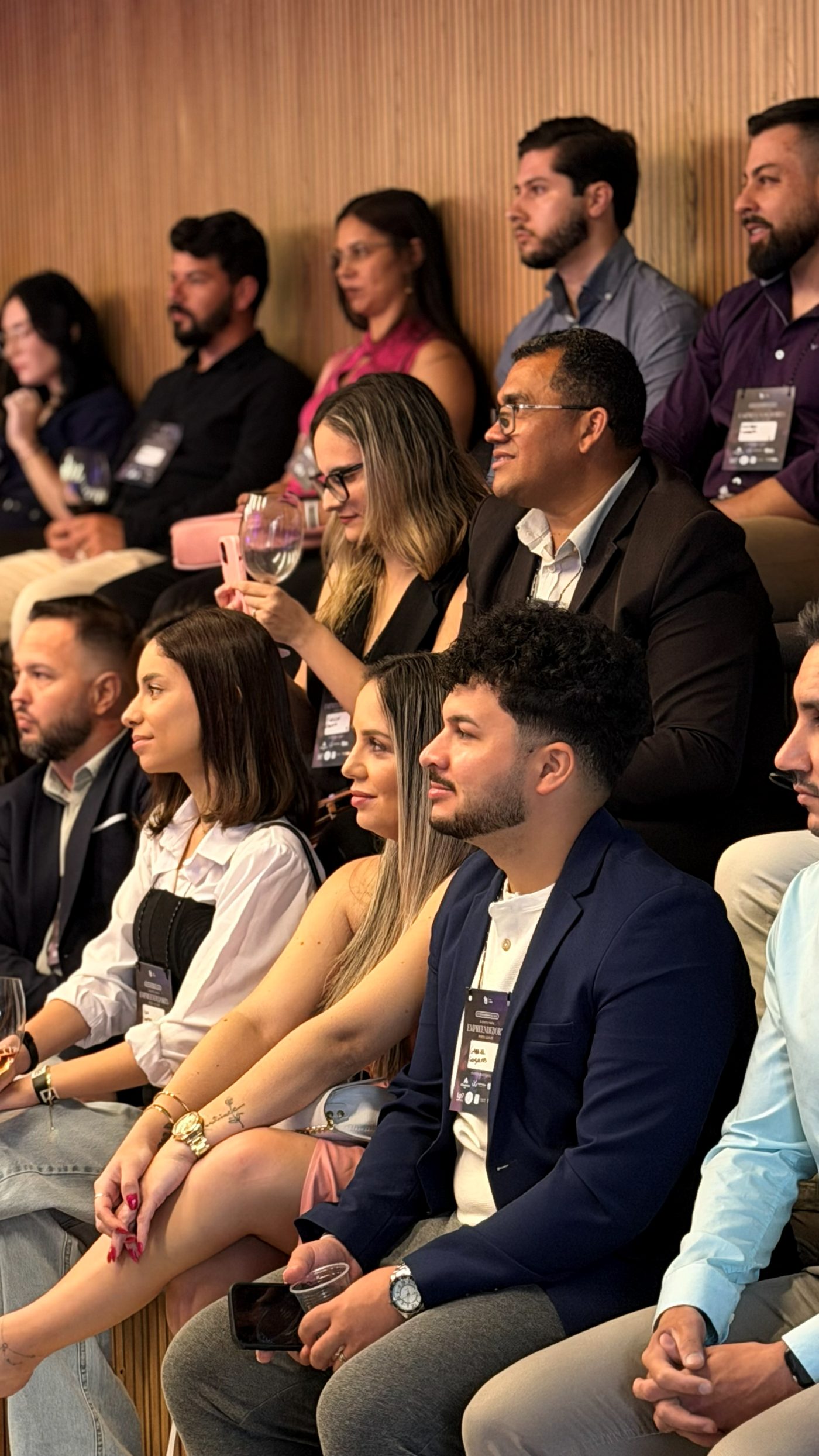Plateia do evento presencial da comunidade